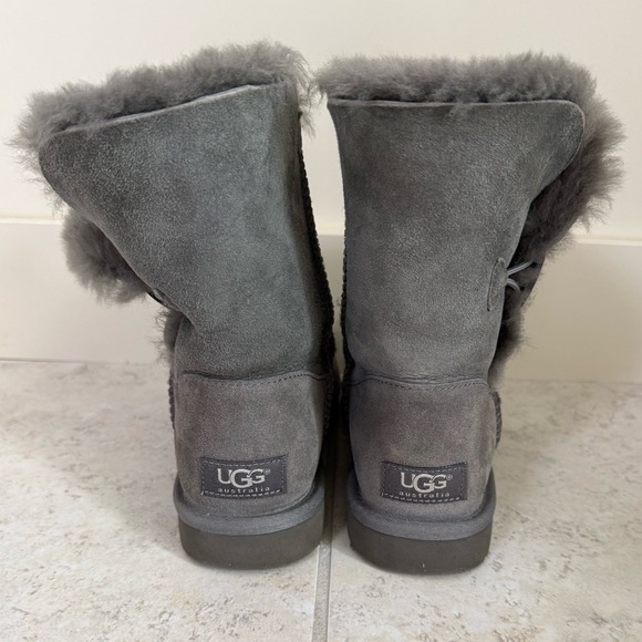 UGG Women's Bailey Button Boots - Picture 4 of 10